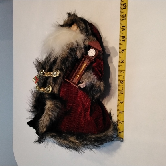 12" Santa - Picture 7 of 8